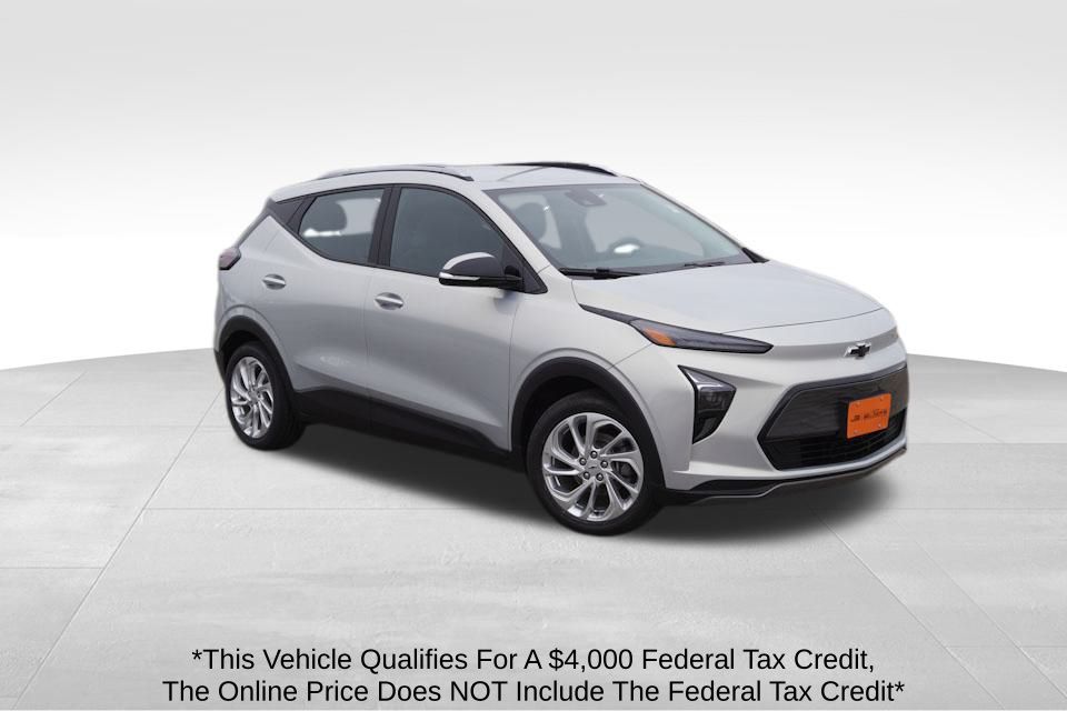 Used 2022 Silver Chevrolet LT image 1