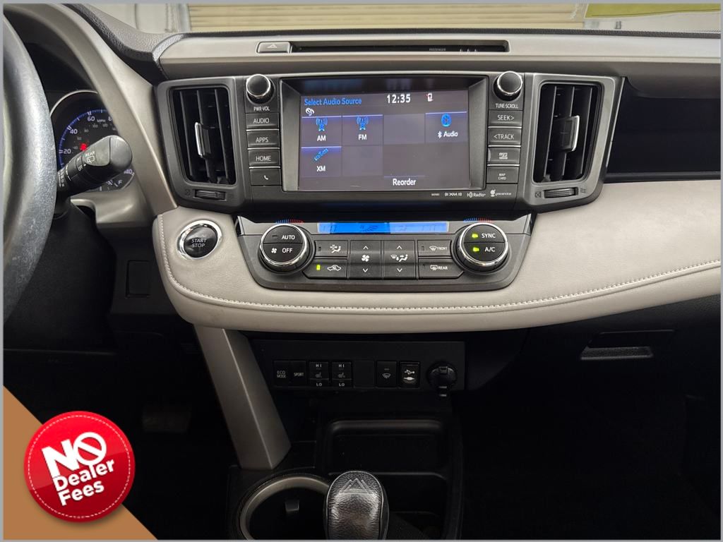 2018 Toyota RAV4 Adventure photo 5