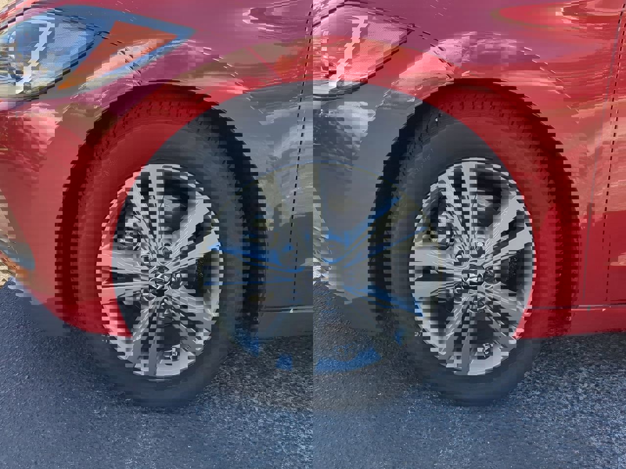 2018 Hyundai Elantra SEL photo 19