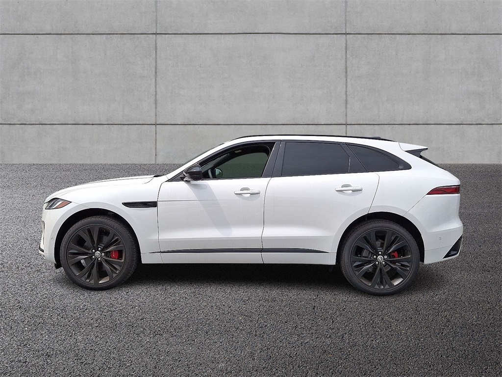 2025 Jaguar F-PACE P400 R-Dynamic S photo 3