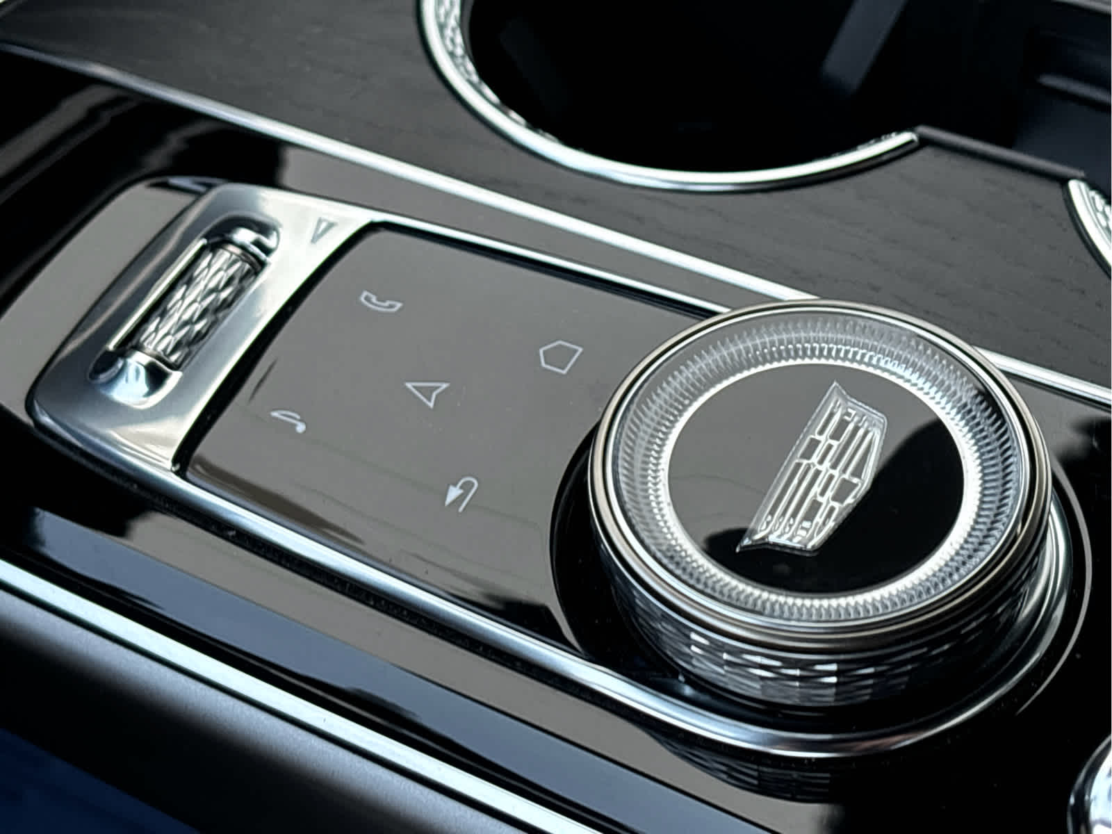 2023 Cadillac Lyriq Luxury photo 17