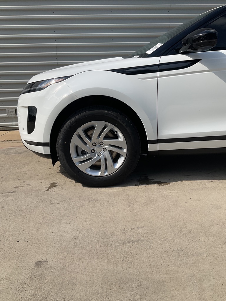 2026 Land Rover Range Rover Evoque S photo 4