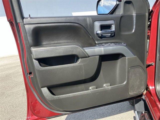 2015 Chevrolet Silverado 1500 LT photo 3