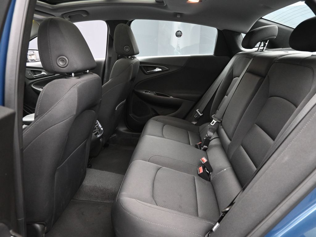 2024 Chevrolet Malibu 1LT photo 8