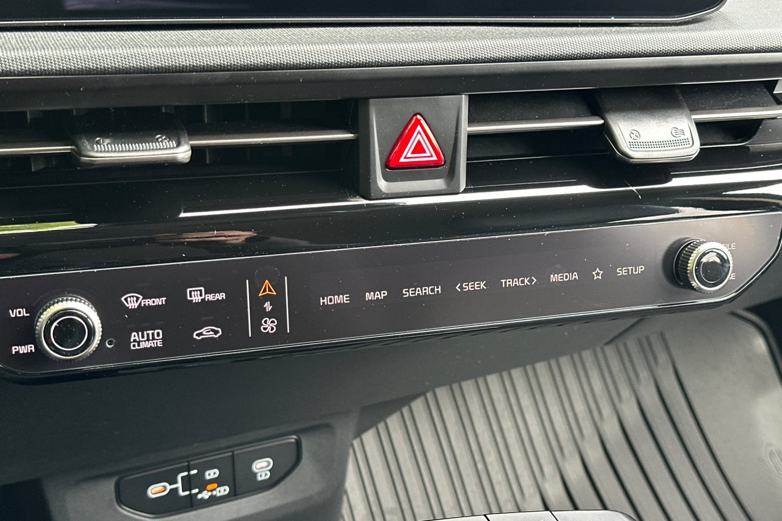 2025 Kia EV6 Light Wind photo 16