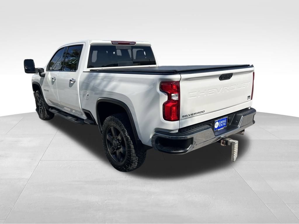 2022 Chevrolet Silverado 2500HD LTZ photo 3