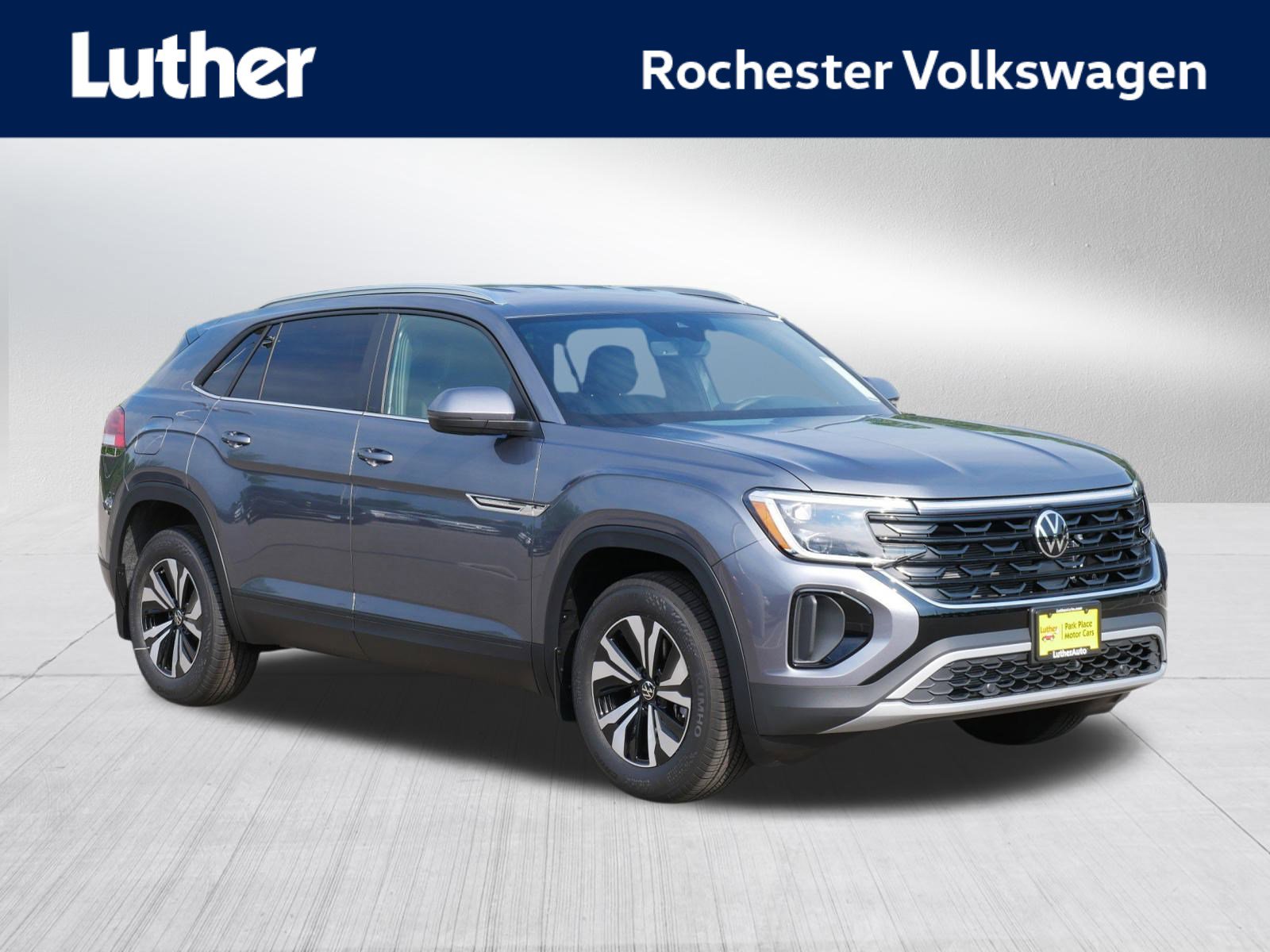 2025 Volkswagen Atlas Cross Sport SE's photo