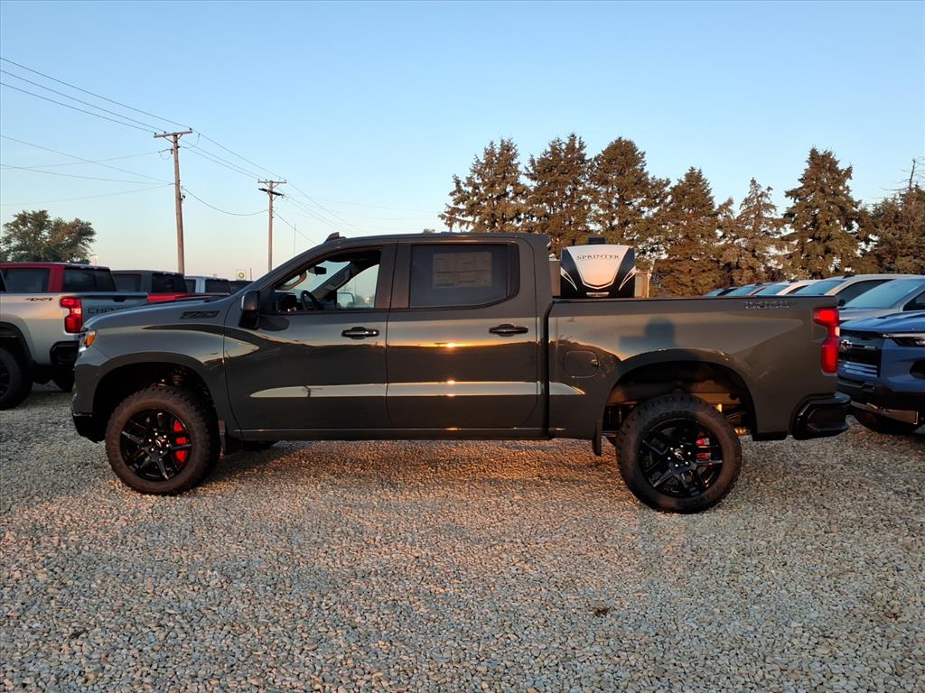 2026 Chevrolet Silverado 1500 LT Trail Boss photo 2