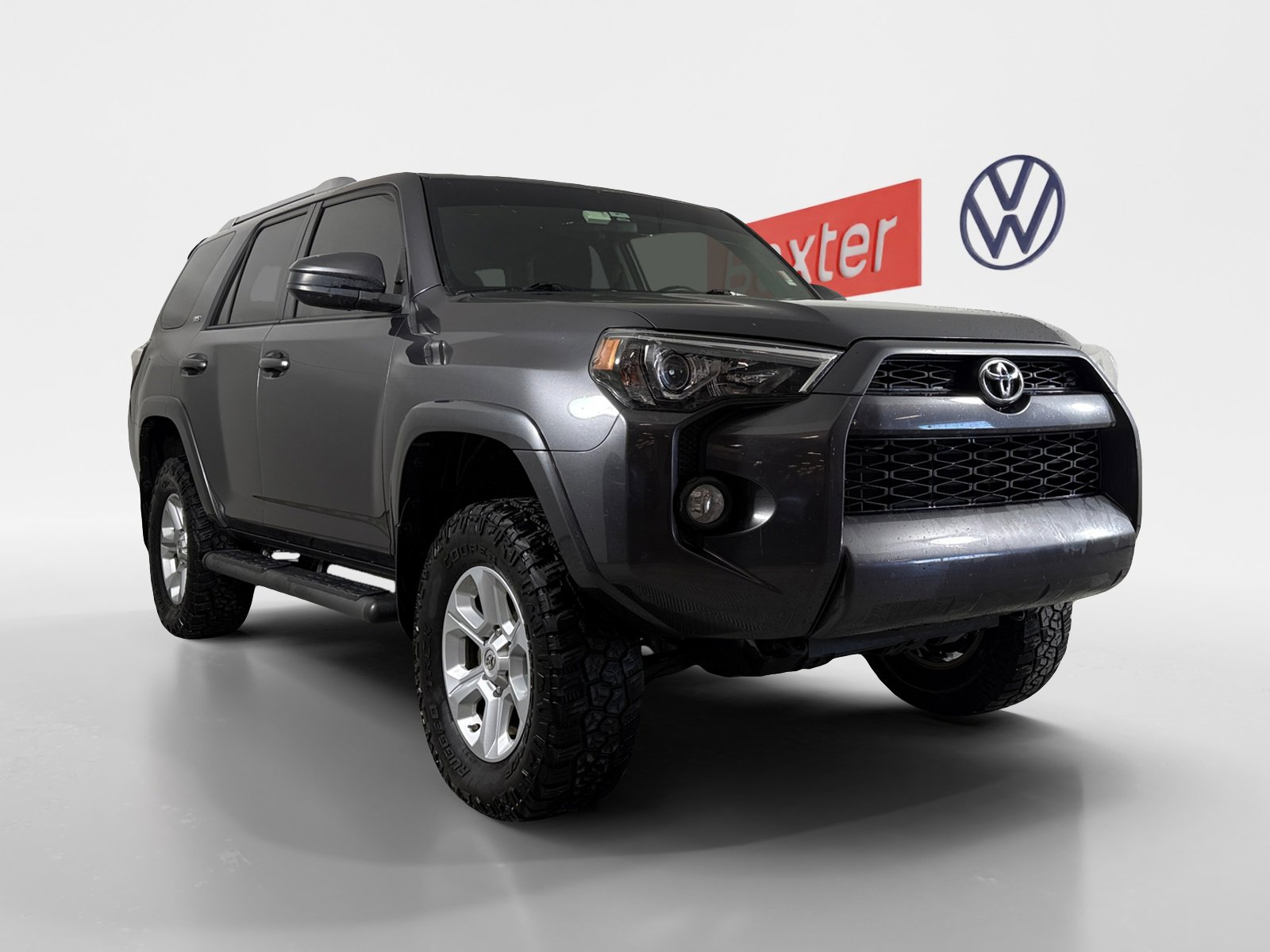 2018 Toyota 4Runner SR5's photo