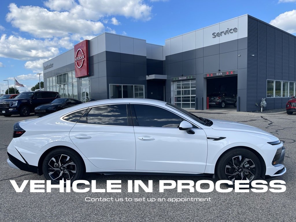 Used 2025 Hyundai Sonata SEL with VIN KMHL64JA2SA488208 for sale in Rochester, Minnesota
