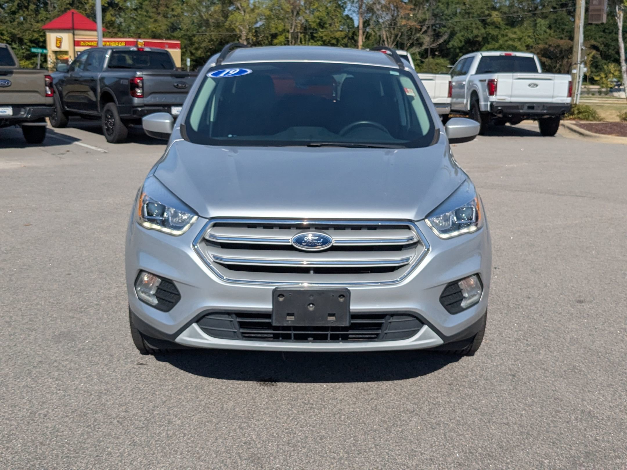 2019 Ford Escape SEL photo 4