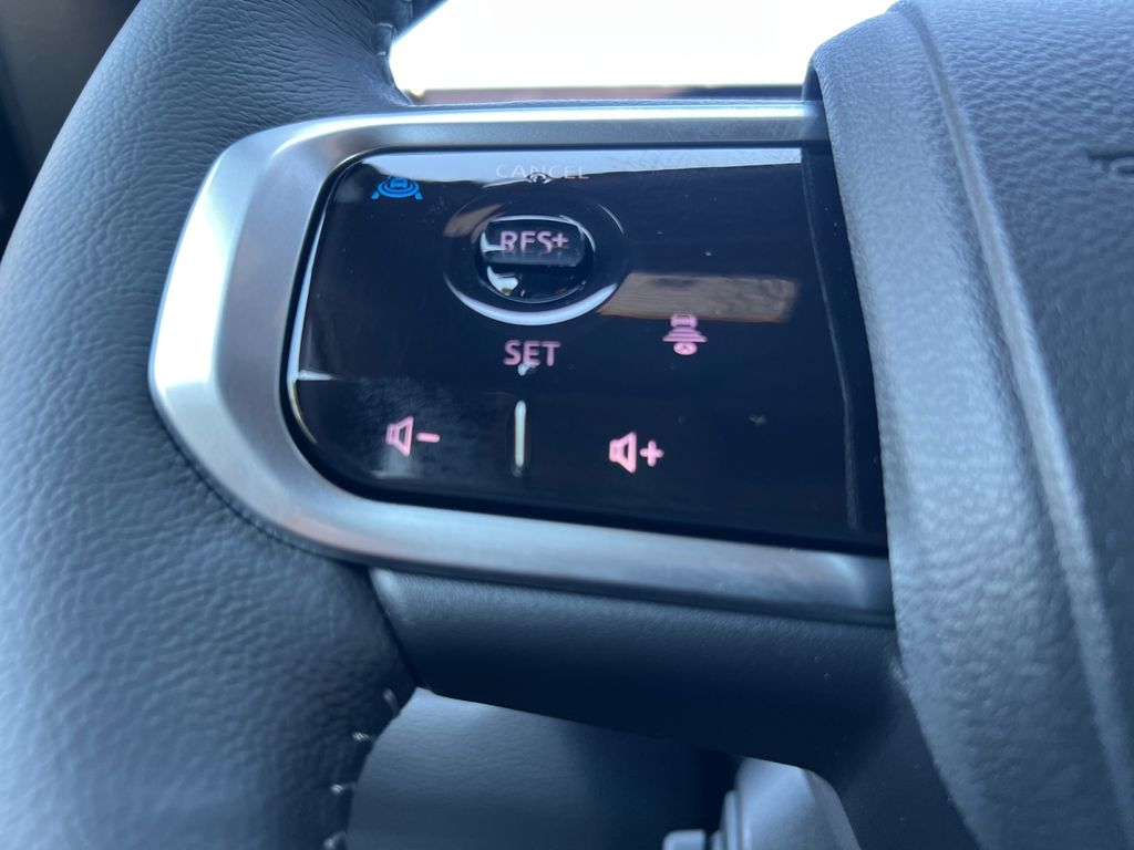 2026 Nissan Armada Platinum photo 9