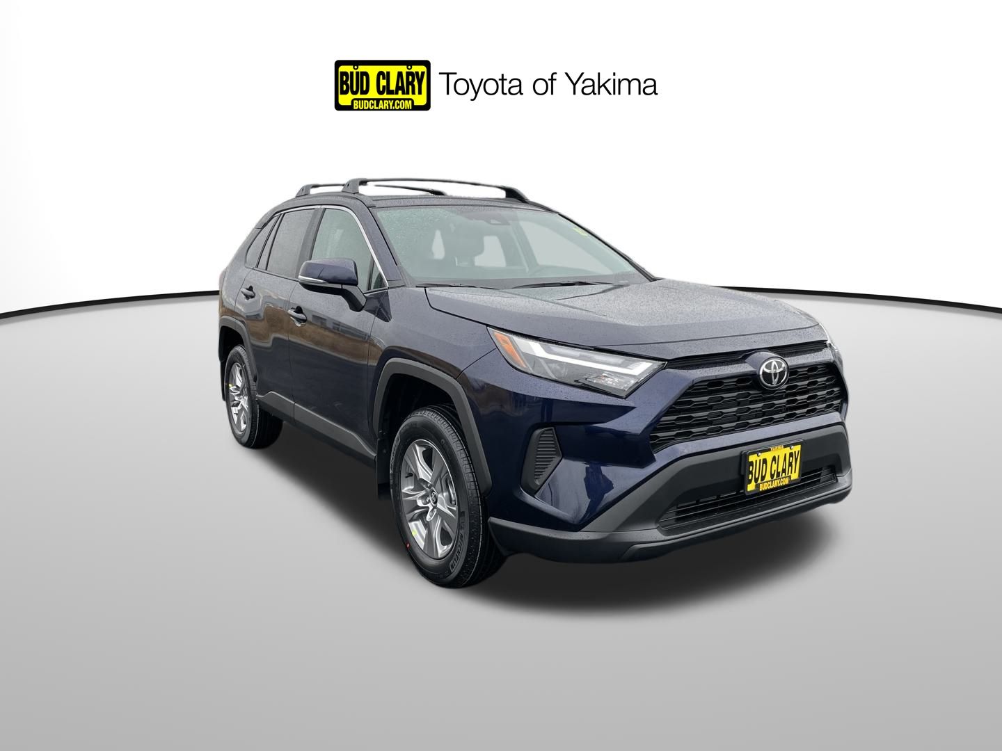 2025 Toyota RAV4 XLE's photo