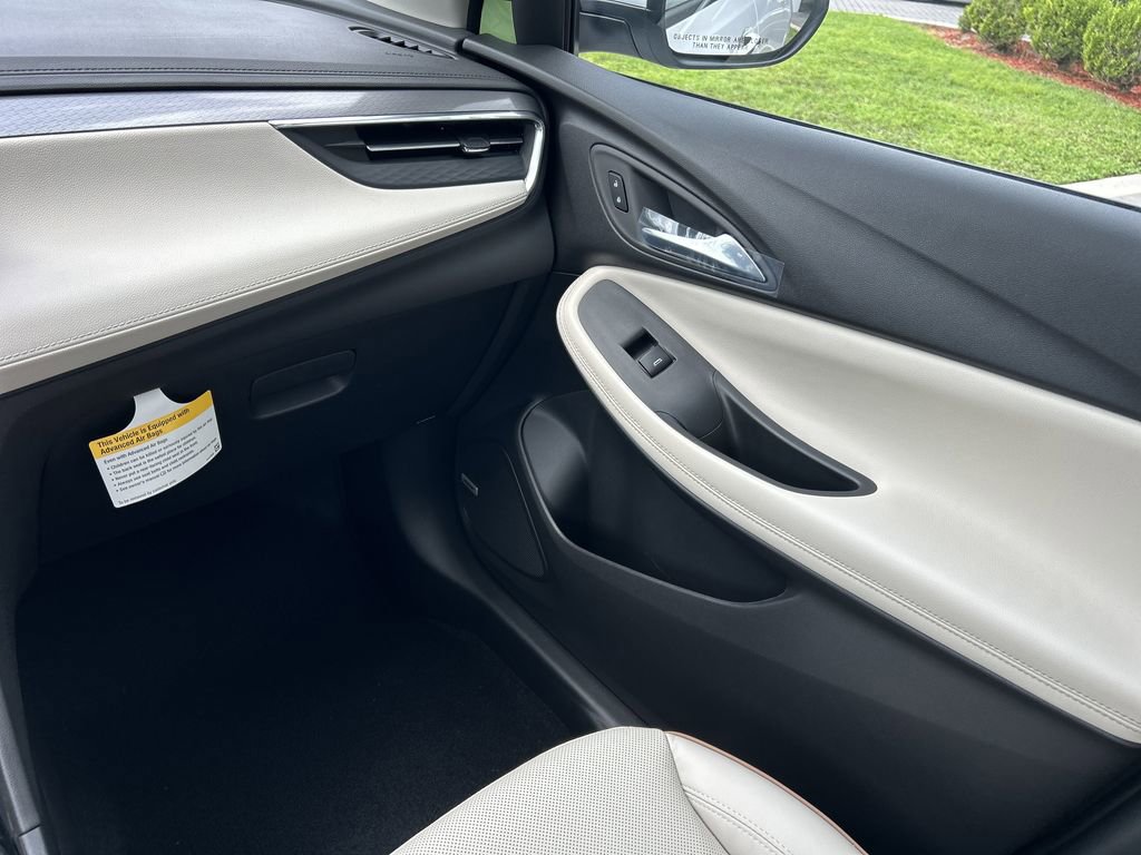 2026 Buick Encore GX Avenir photo 17