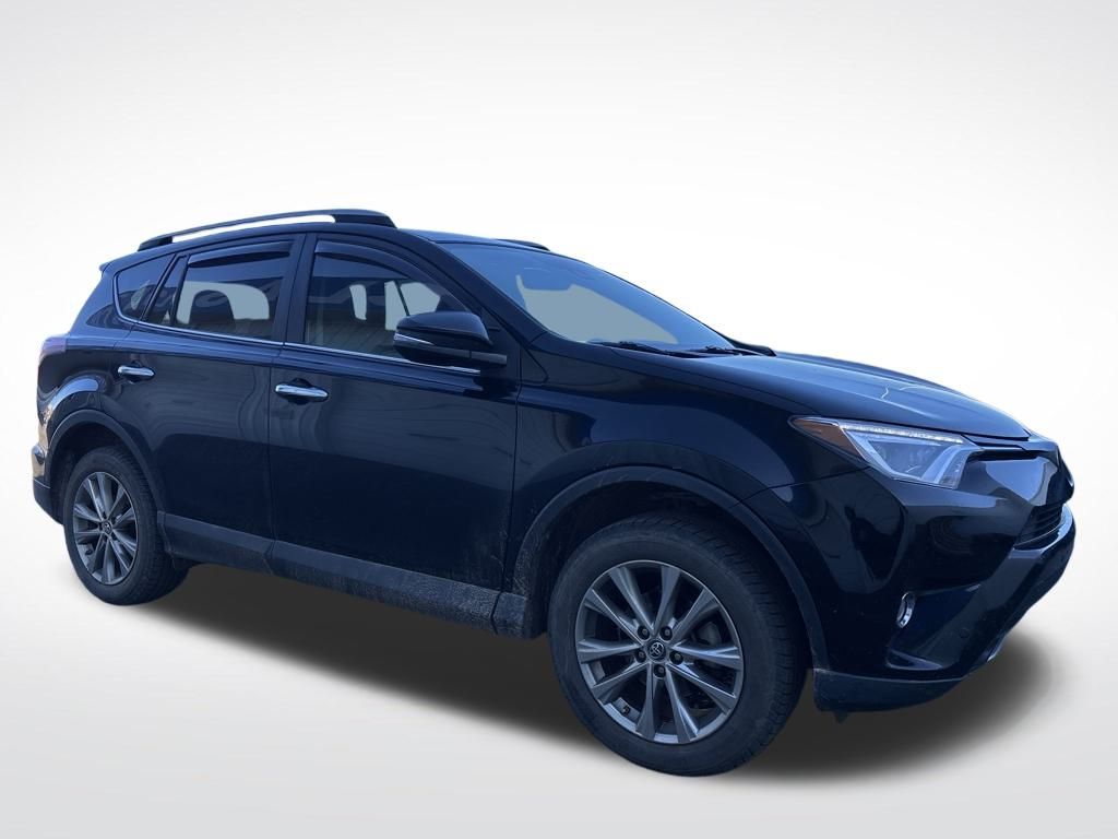 2017 Toyota RAV4 Limited's photo