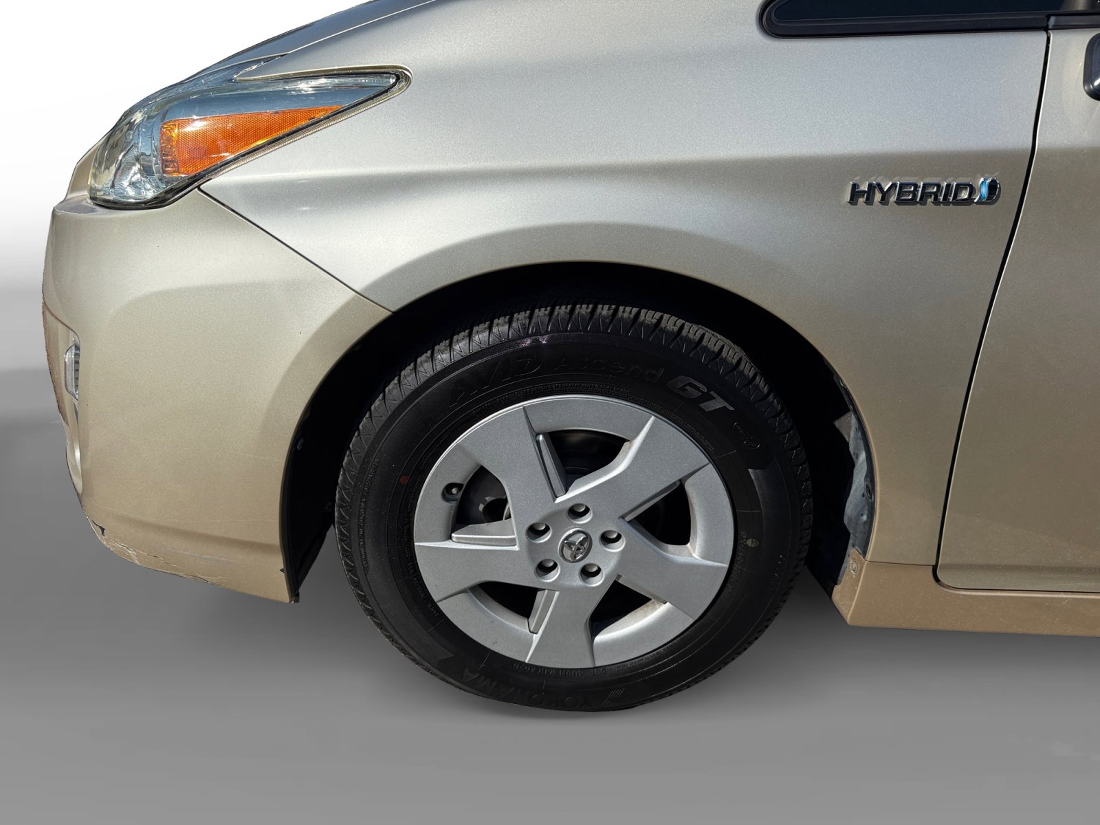 2010 Toyota Prius Four photo 9