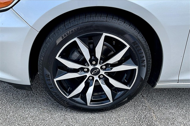 2022 Chevrolet Malibu RS photo 29