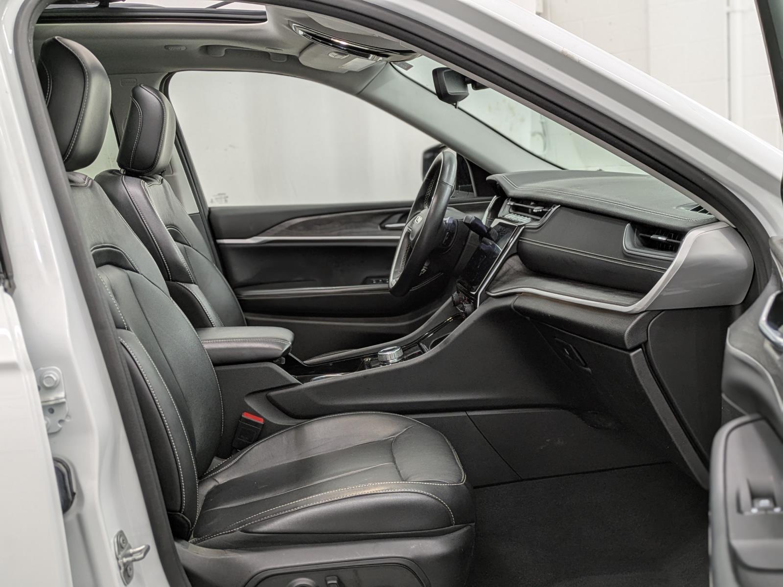 2022 Jeep Grand Cherokee Limited photo 18