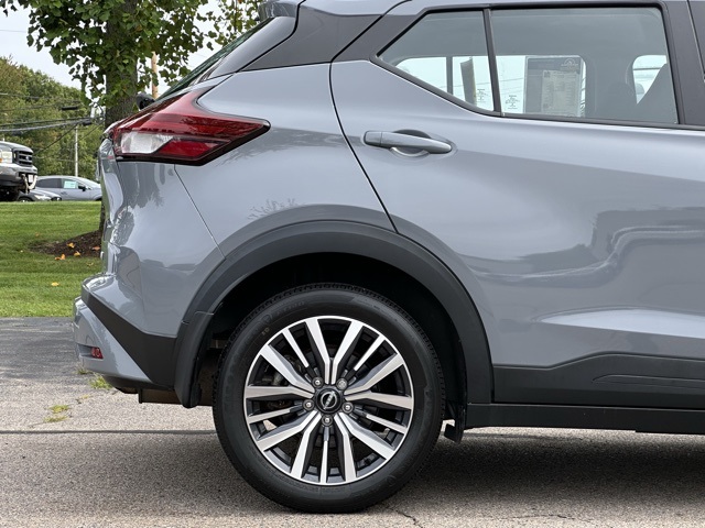 2023 Nissan Kicks SV photo 21