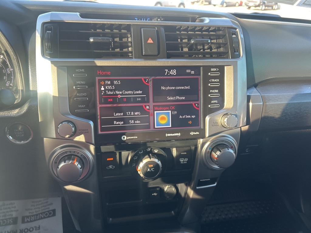 2021 Toyota 4Runner SR5 Premium photo 15