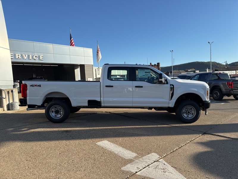 2026 Ford F-250 XL photo 8