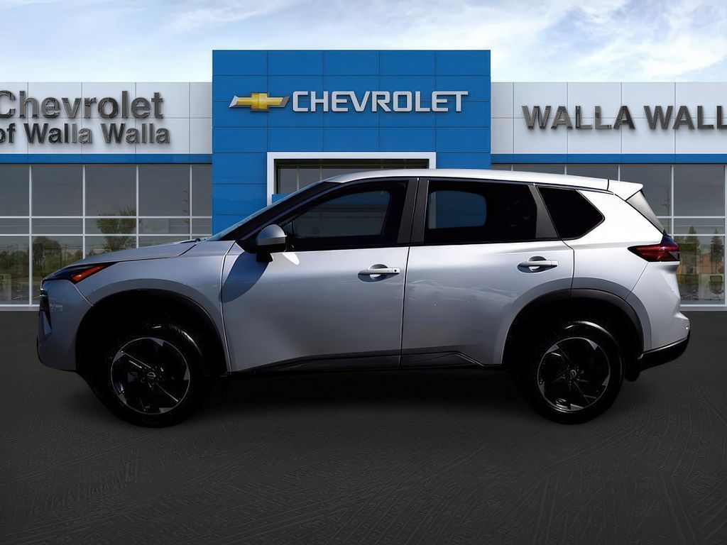 2024 Nissan Rogue SV photo 4