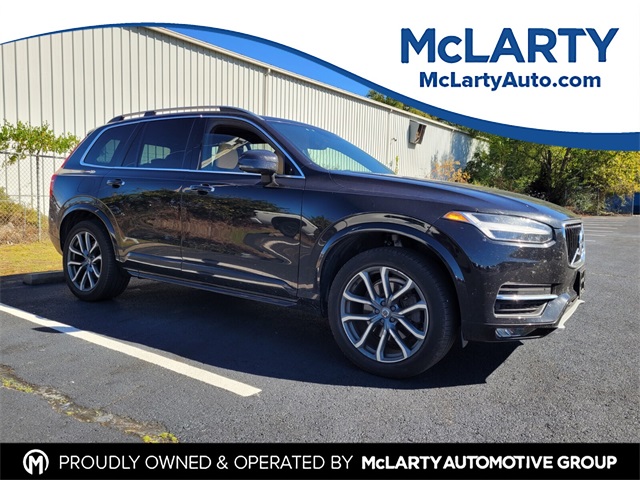 2017 Volvo XC90 Momentum