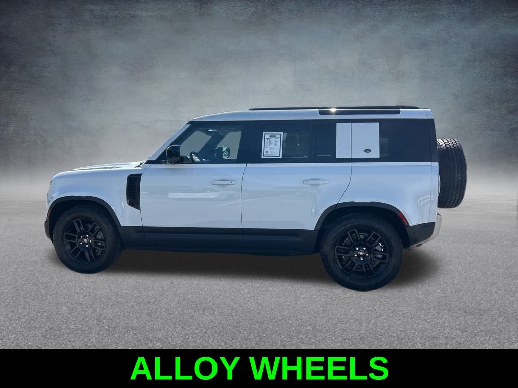 2020 Land Rover Defender 110 photo 4