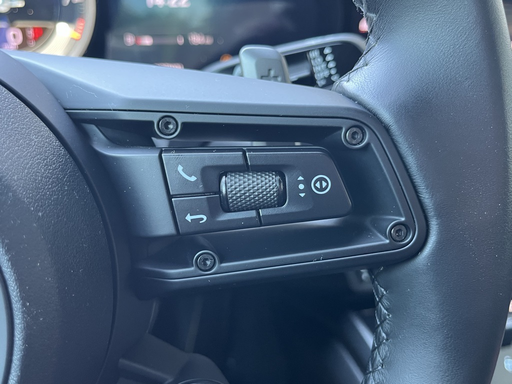 2023 Porsche 911 T photo 12