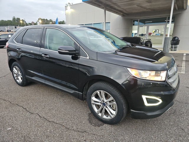 2015 Ford Edge Titanium's photo