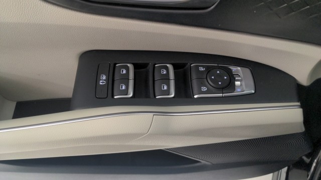 Used 2023 Aurora Black Kia EX image 24