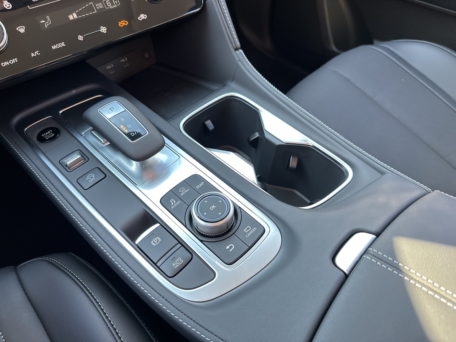 2026 Infiniti QX60 Luxe AWD photo 15