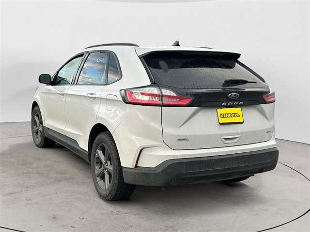 2024 Ford Edge SEL photo 3