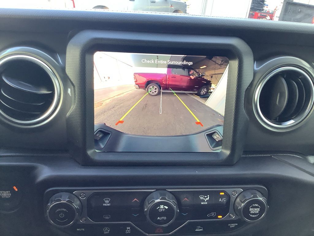 2023 Jeep Gladiator Overland photo 19