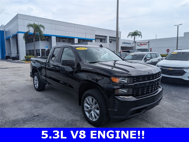 2021 Chevrolet Silverado 1500 Custom photo 2