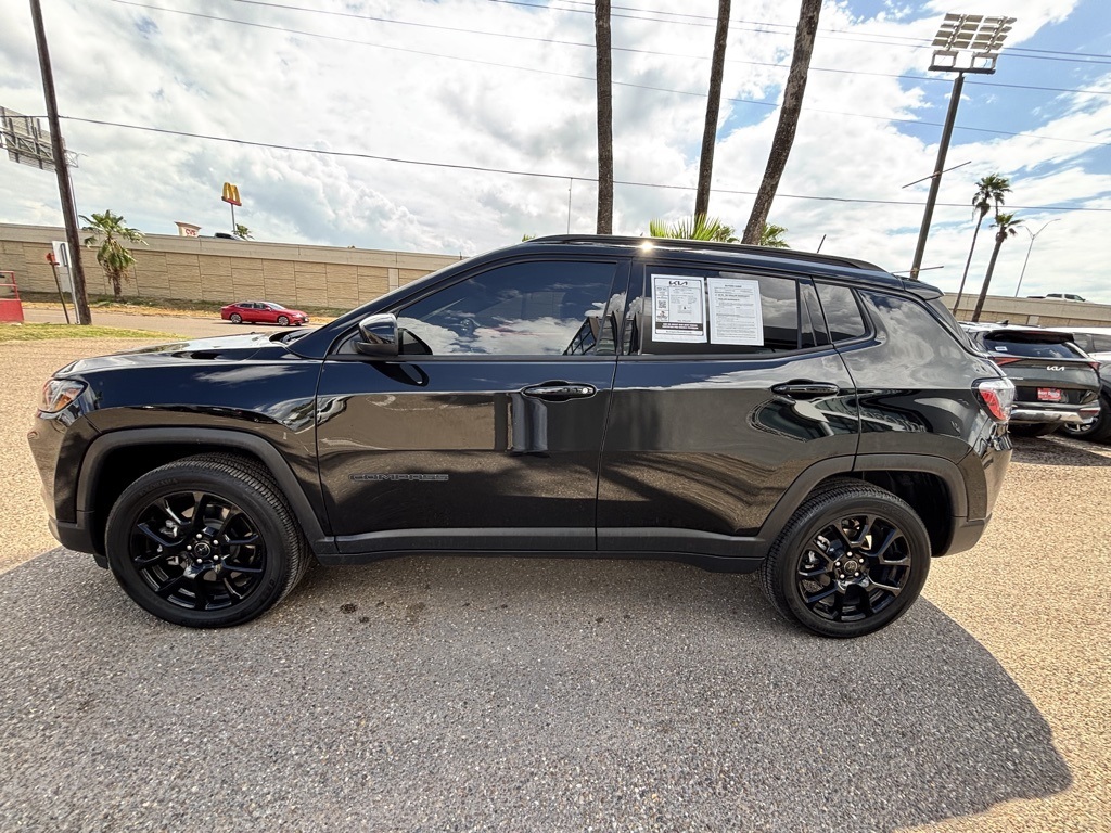 2025 Jeep Compass Latitude photo 4