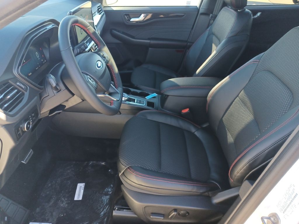 2024 Ford Escape ST-Line Select photo 18