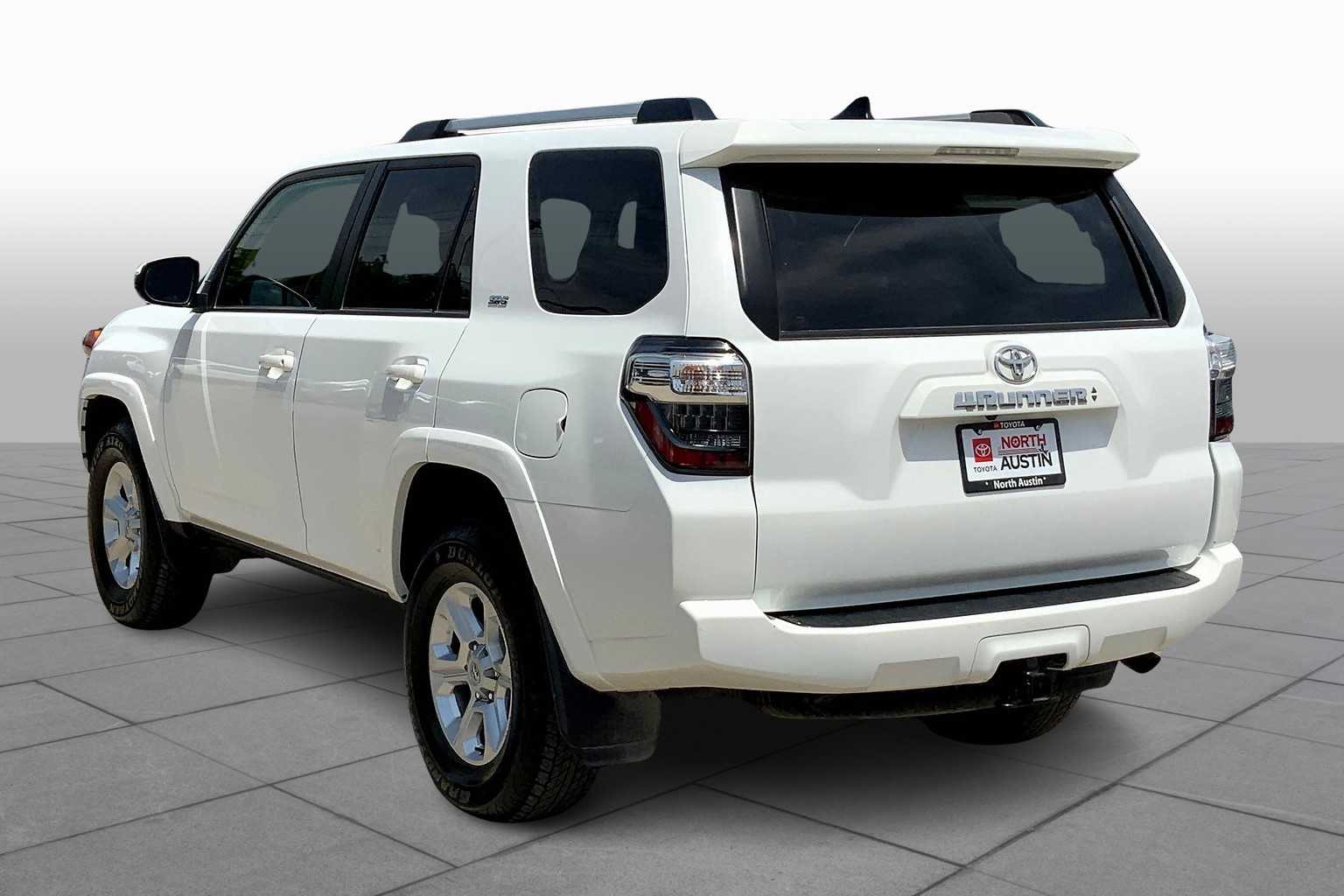 2024 Toyota 4Runner SR5 photo 10