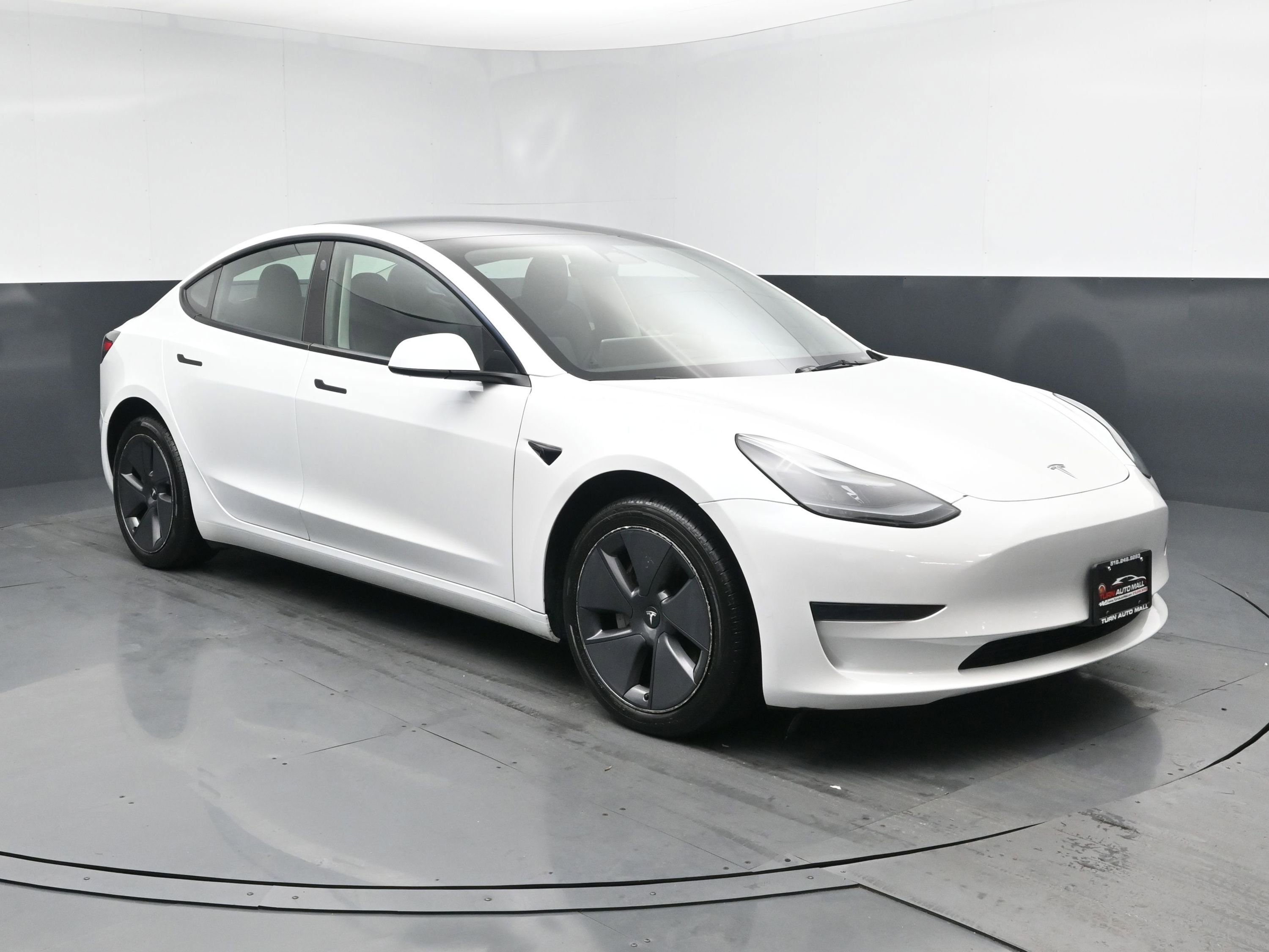 2023 Tesla Model 3 photo 2