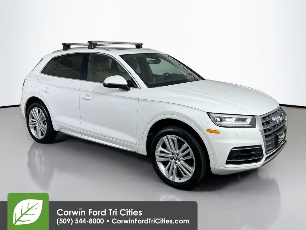 2019 Audi Q5 Premium Plus's photo