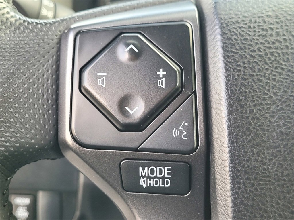 2022 Toyota Tacoma TRD Pro V6 photo 25