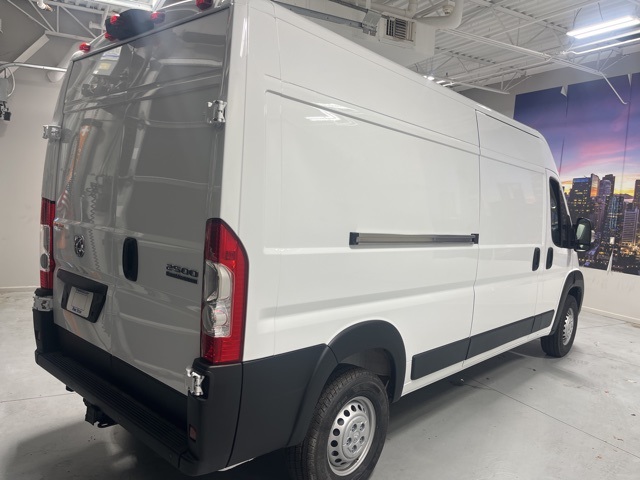 2026 Ram ProMaster 2500 photo 4