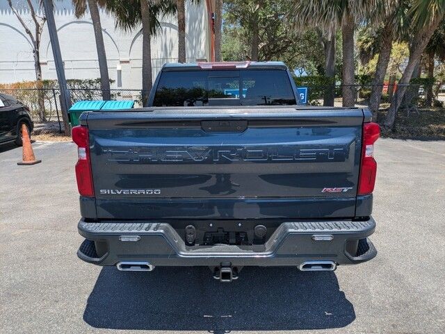 2021 Chevrolet Silverado 1500 RST photo 5