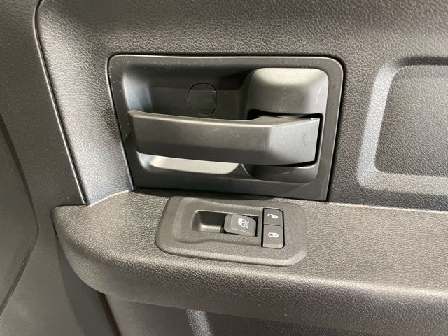2025 Ram 2500 Tradesman photo 28