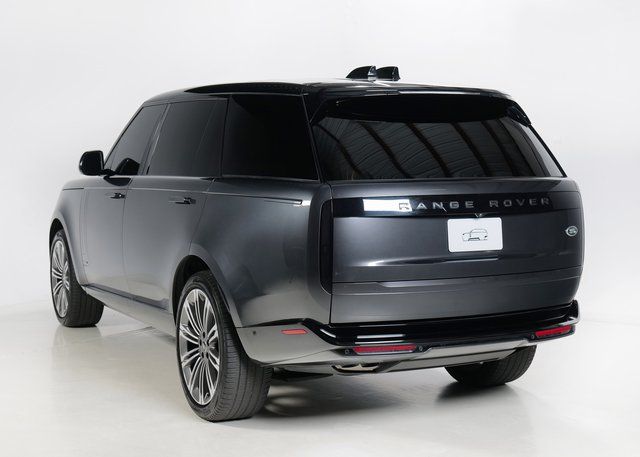 2023 Land Rover Range Rover Autobiography photo 31
