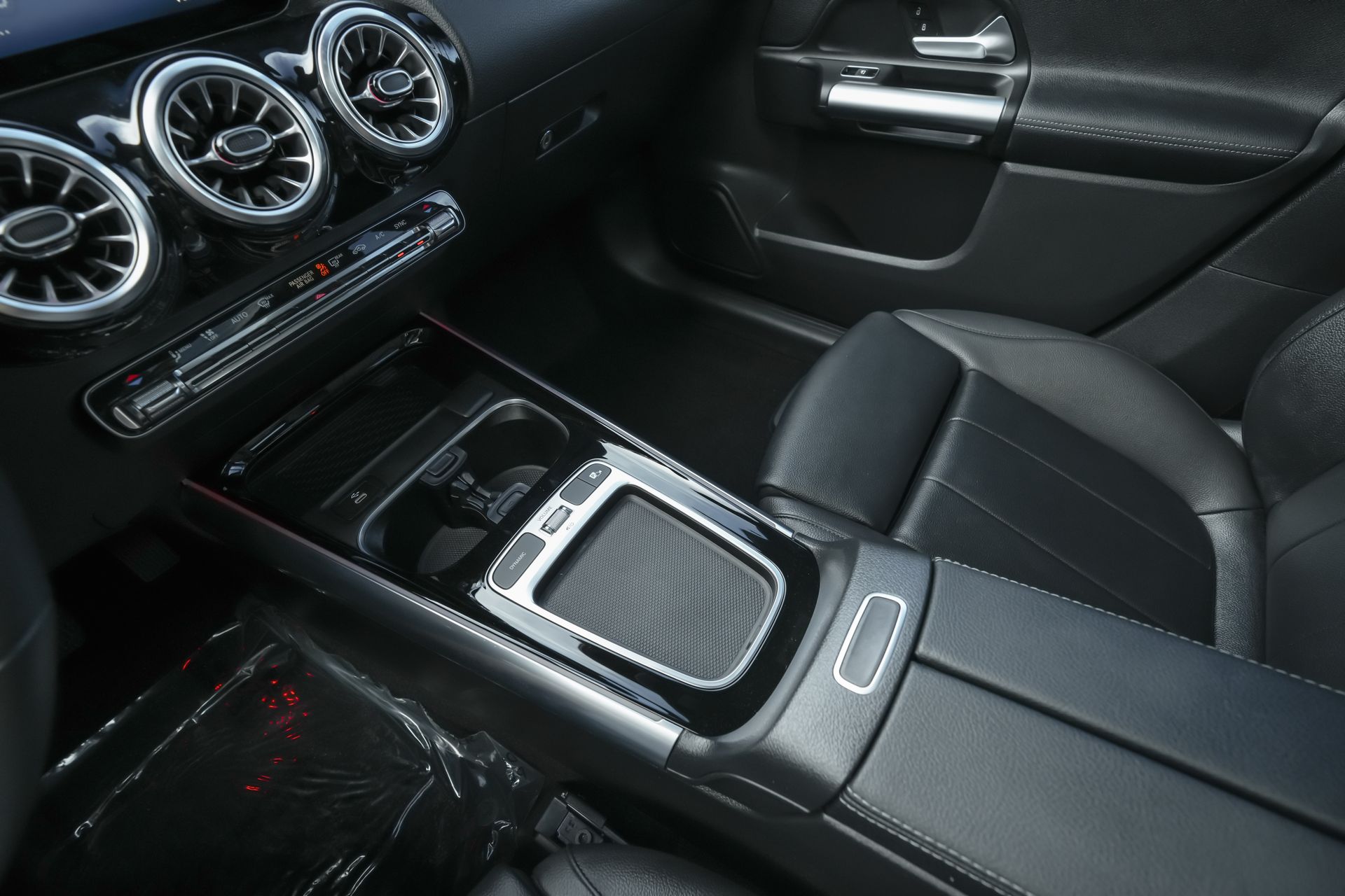 2025 Mercedes Benz GLA 250 4MATIC photo 27