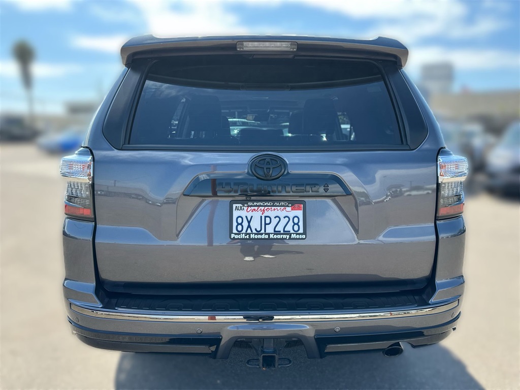 2021 Toyota 4Runner Nightshade Edition photo 32