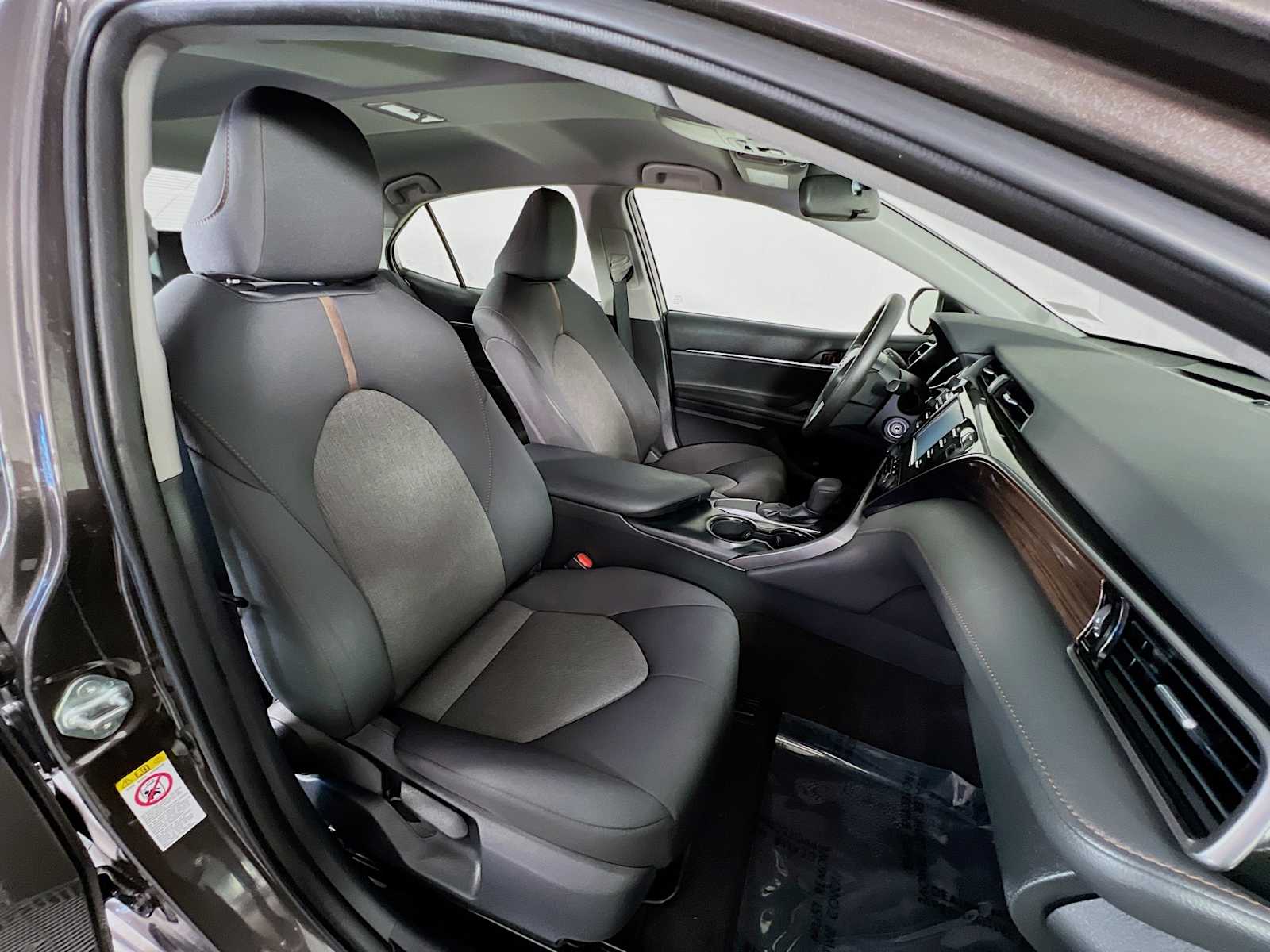 2019 Toyota Camry LE photo 24