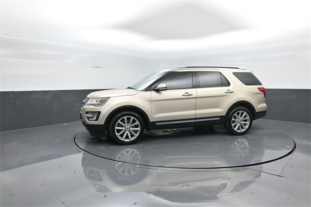 2017 Ford Explorer Limited photo 2