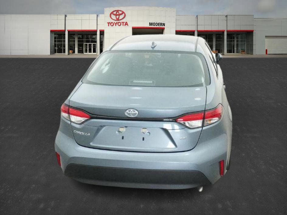 2026 Toyota Corolla LE photo 18